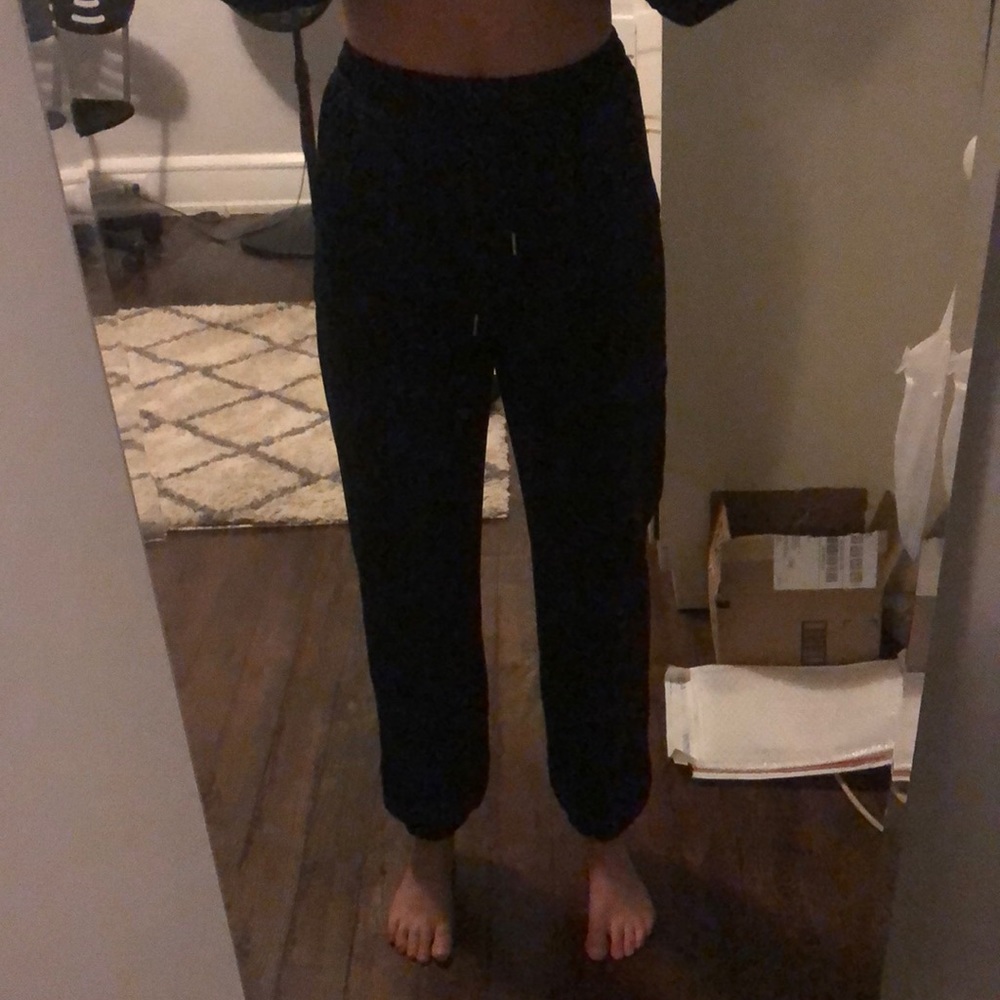 black jogger sweatpants